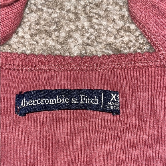 Women's Crop Top, Rust colored but more brown than orange - Picture 4 of 5